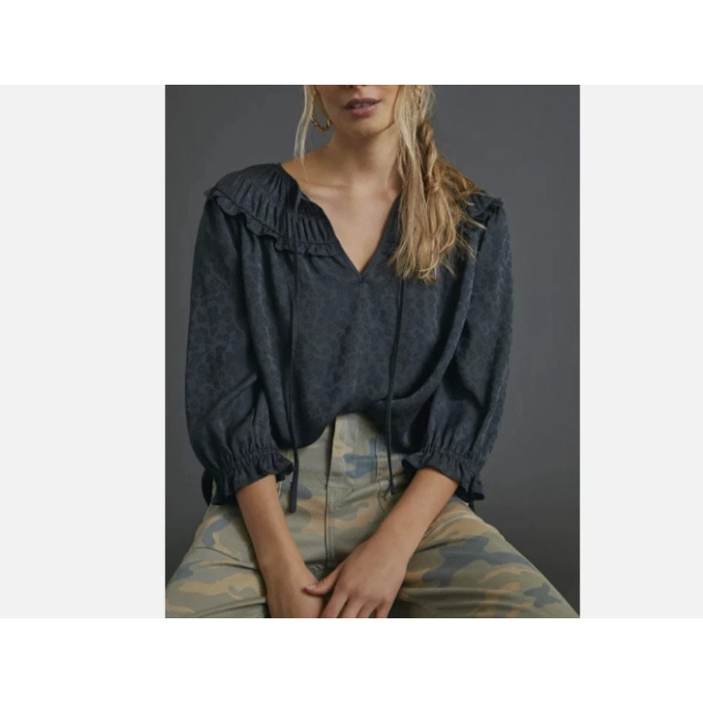 Anthropologie Current Air Southwark Shirred Top Blouse Gray Peasant Size Small